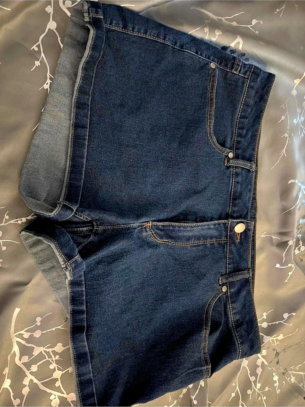 Women's Denim Jean Shorts in Blue Like New
